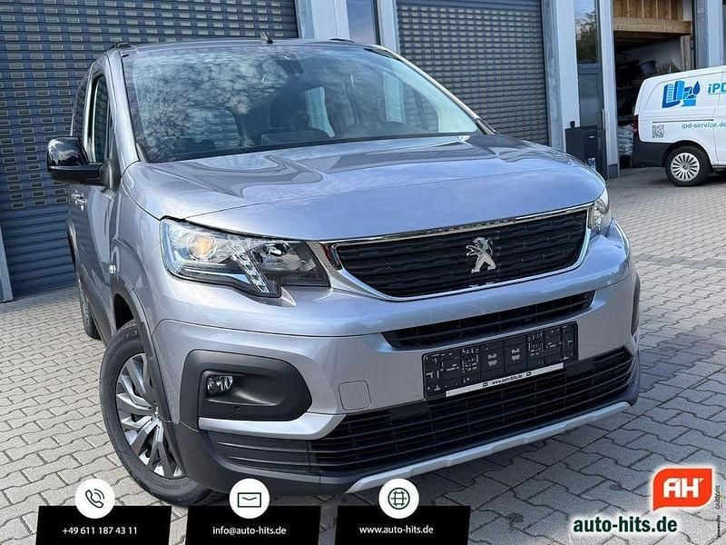 Grau Neu 2025 Peugeot e-Rifter Allure Van / Kleinbus | 28.490 € (Superpreis) - Bild 1/4