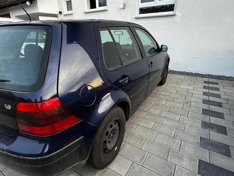 Gebraucht VW Golf III Basis 101 PS (74 kW) 1999 Blau Limousine
