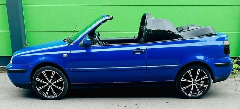 Gebraucht VW Golf Cabriolet 75 PS (55 kW) 2000 Blau Cabrio