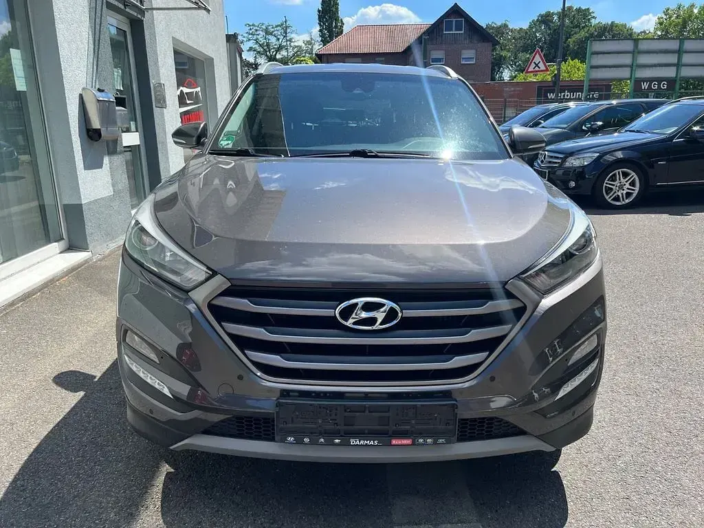 Gebraucht Hyundai Tucson Advantage 177 PS (130 kW) 2017 Grau SUV