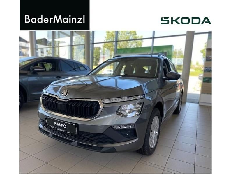Grau Neu 2025 Skoda Kamiq Essence SUV | 31.750 € (Teuer) - Bild 1/3