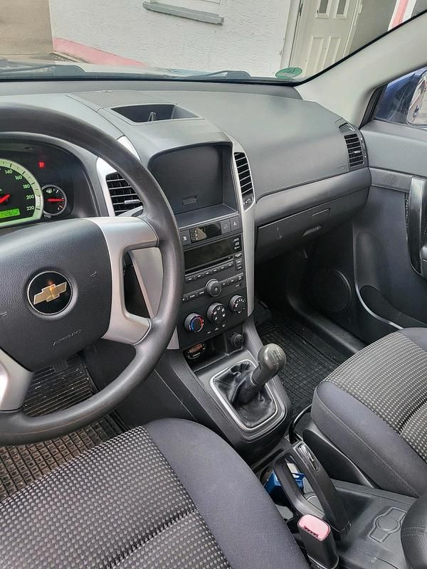 Gebraucht Chevrolet Captiva 136 PS (100 kW) 2010 Blau SUV