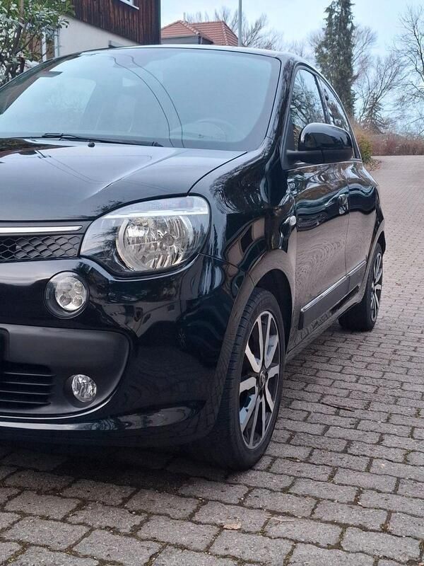 Schwarz Gebraucht 2016 Renault Twingo Cosmic Kleinwagen | 8.300 € (Guter Preis) - Bild 1/4