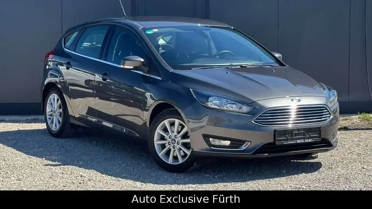 Używany Ford Focus Titanium 182 KM (133 kW) 2016 Szary Sedan/Limuzyna