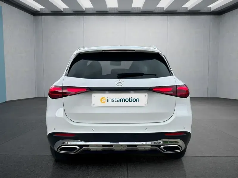 Gebraucht Mercedes GLC220 197 PS (144 kW) 2024 Weiß SUV
