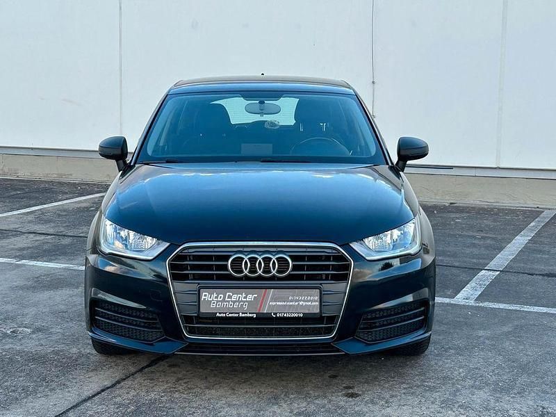 Gebraucht Audi A1 Sportback Basis 95 PS (69 kW) 2015 Schwarz Kleinwagen