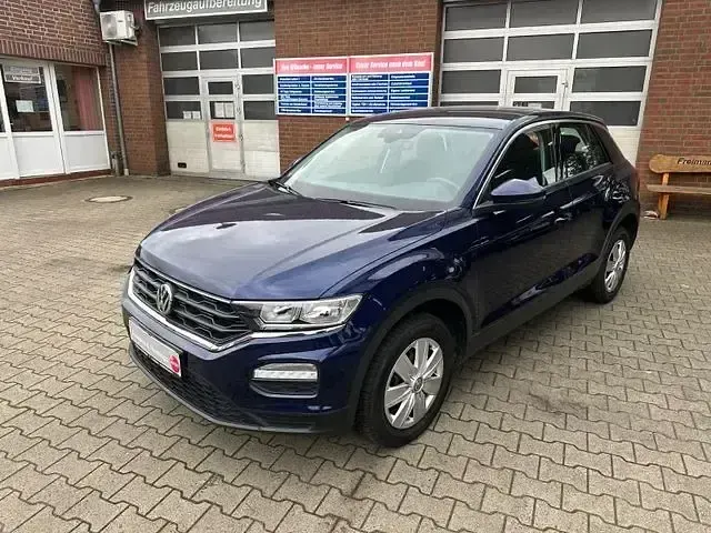 Używany VW T-Roc Basis 116 KM (85 kW) 2020 Niebieski SUV