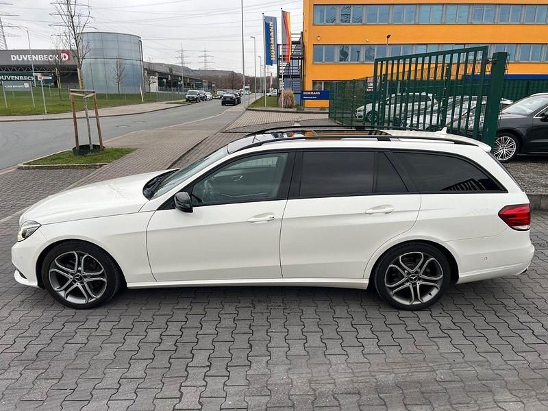 Gebraucht Mercedes E250 204 PS (150 kW) 2015 Weiß Kombi
