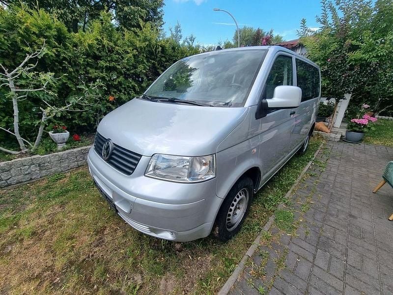 Silber Gebraucht 2009 VW T5 Van | 8.690 € (Guter Preis) - Bild 1/4