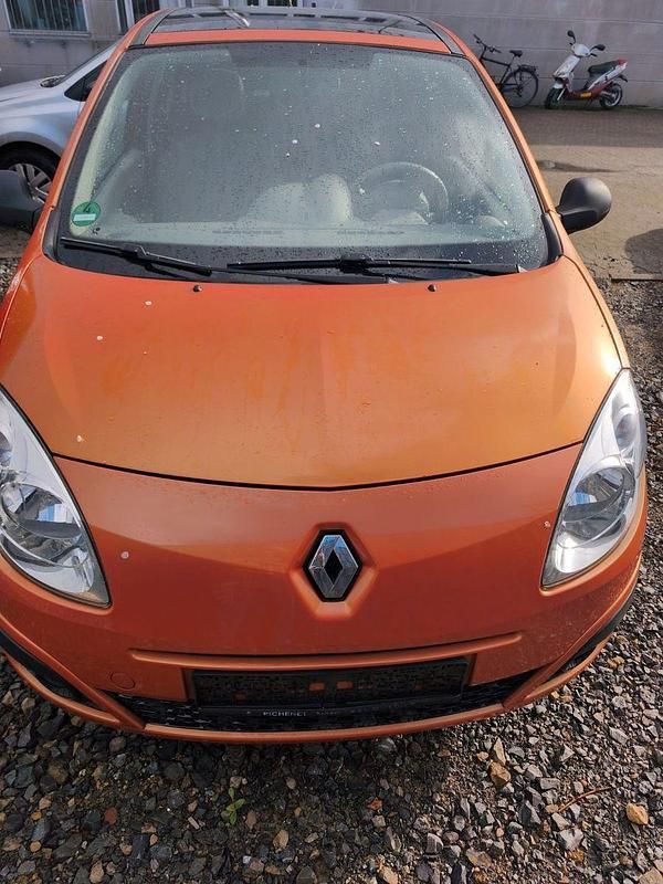 Gebraucht Renault Twingo Authentique 58 PS (42 kW) 2009 Orange Kleinwagen