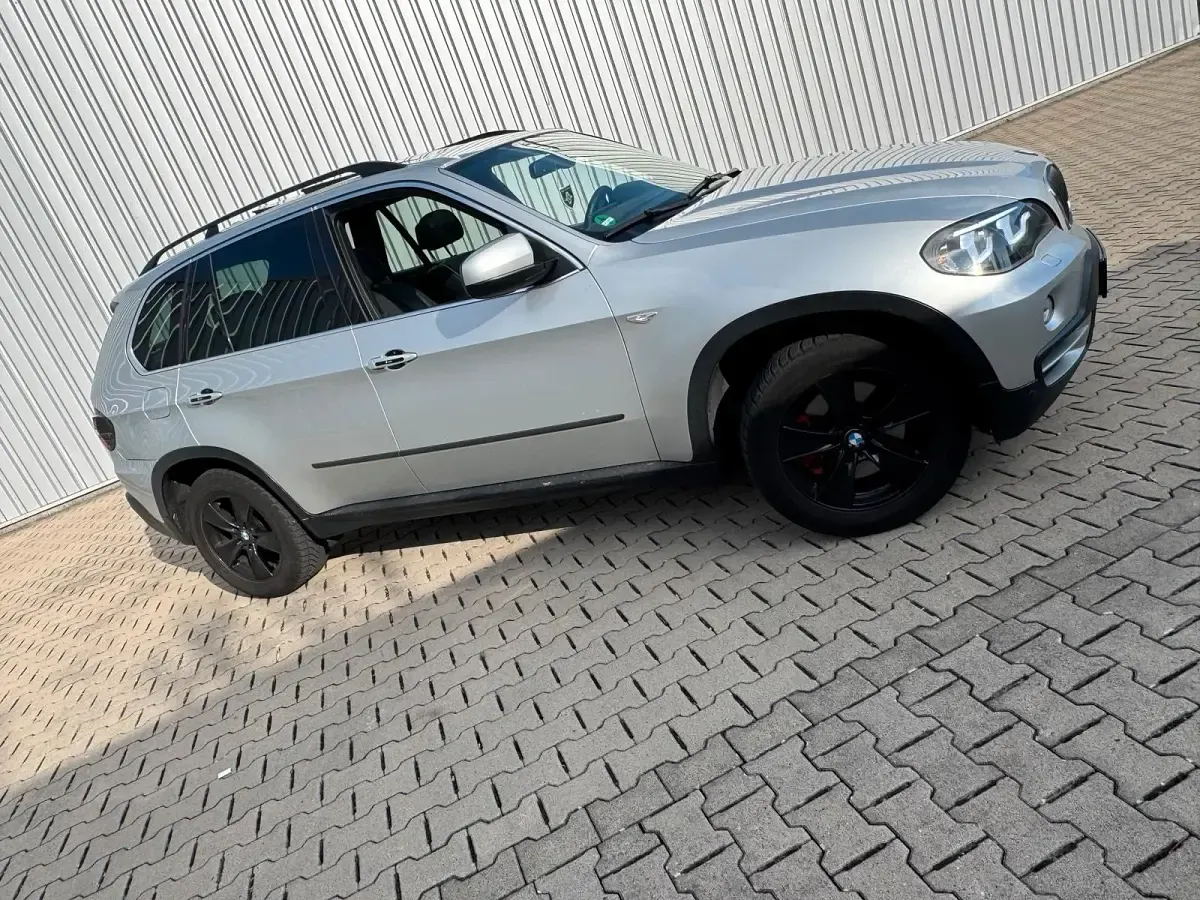 Gebraucht BMW X5 235 PS (172 kW) 2009 Silber SUV