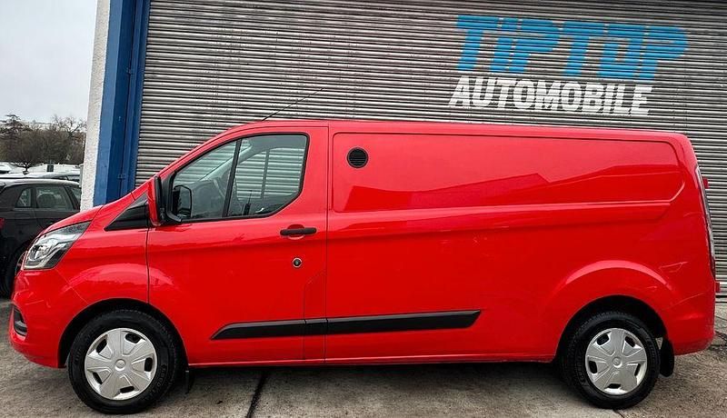 Gebraucht Ford Transit Custom Trend 131 PS (96 kW) 2022 Rot Van / Kleinbus