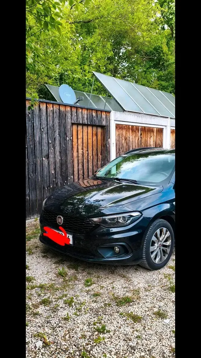 Gebraucht Fiat Tipo 95 PS (69 kW) 2017 Schwarz Kombi