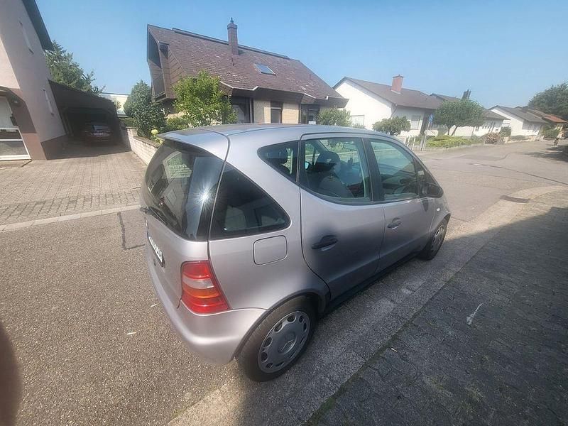 Gebraucht 1998 Mercedes A140 Limousine | 890 € (Guter Preis) - Bild 1/4