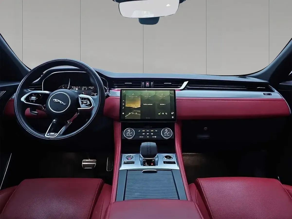 Occasion Jaguar F-Pace R-Dynamic 304 ch (223 kW) 2022 Bleue SUV