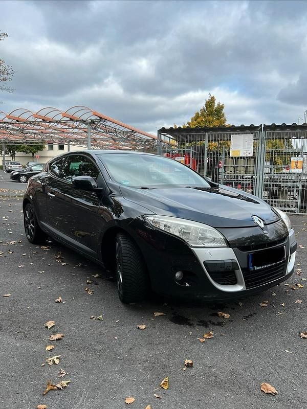 Gebraucht Renault Mégane Coupé 131 PS (96 kW) 2010 Schwarz Coupé
