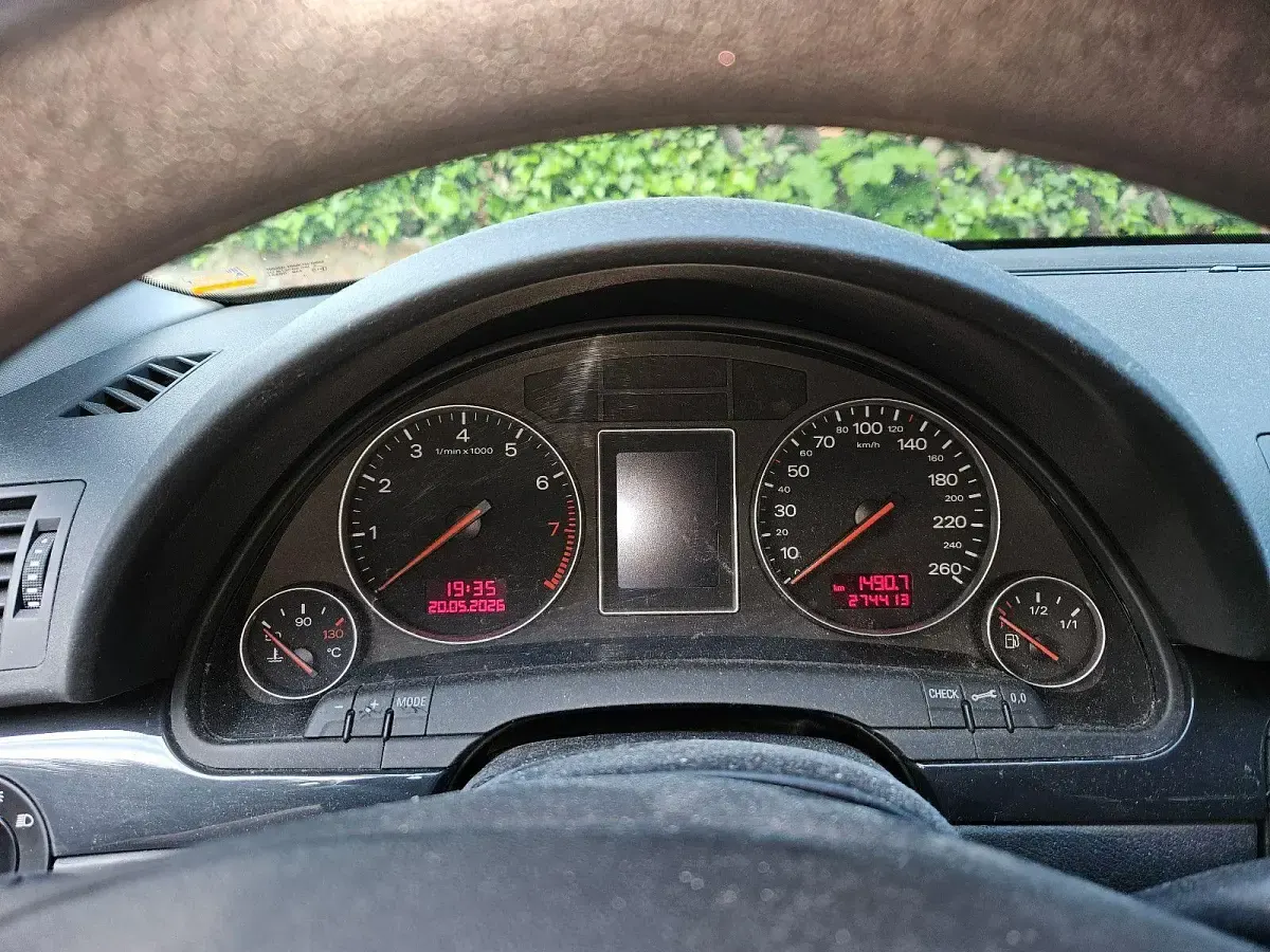 Gebraucht Audi A4 131 PS (96 kW) 2002 Silber Kombi