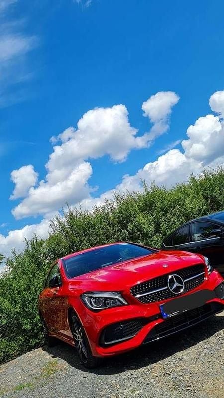 Gebraucht 2018 Mercedes CLA180 AMG line Limousine | 17.000 € (Guter Preis) - Bild 1/4