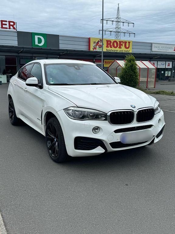 Weiß Gebraucht 2019 BMW X6 SUV | 38.300 € (Fairer Preis) - Bild 1/4