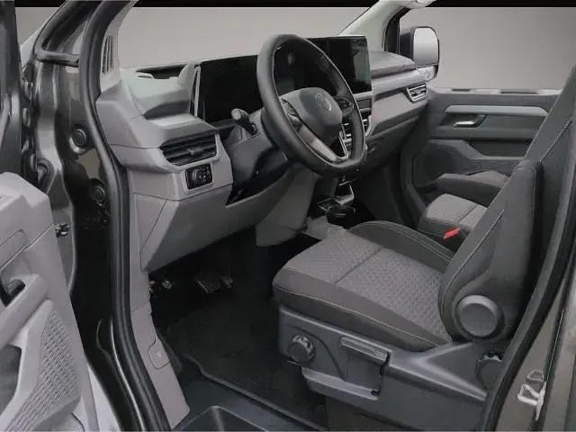 Gebraucht VW Caravelle R 170 PS (125 kW) 2026 Manufacturer Van