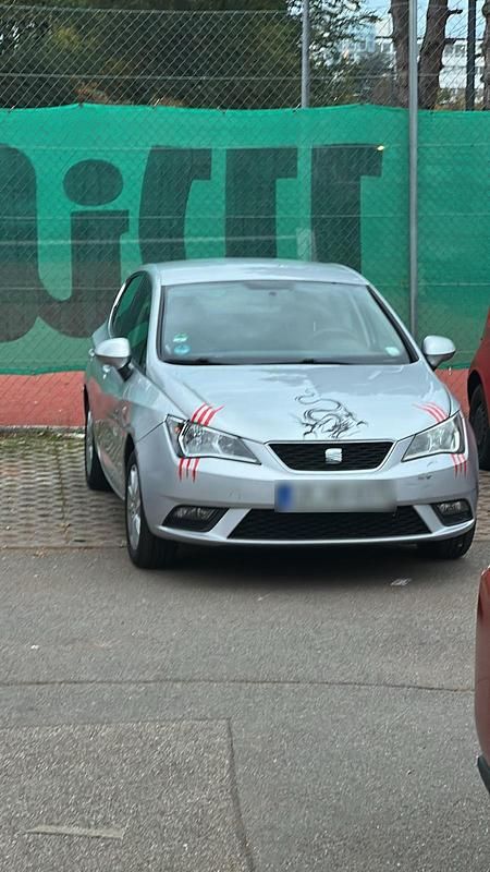 Grau Gebraucht 2012 Seat Ibiza Kleinwagen | 2.999 € (Superpreis) - Bild 1/4