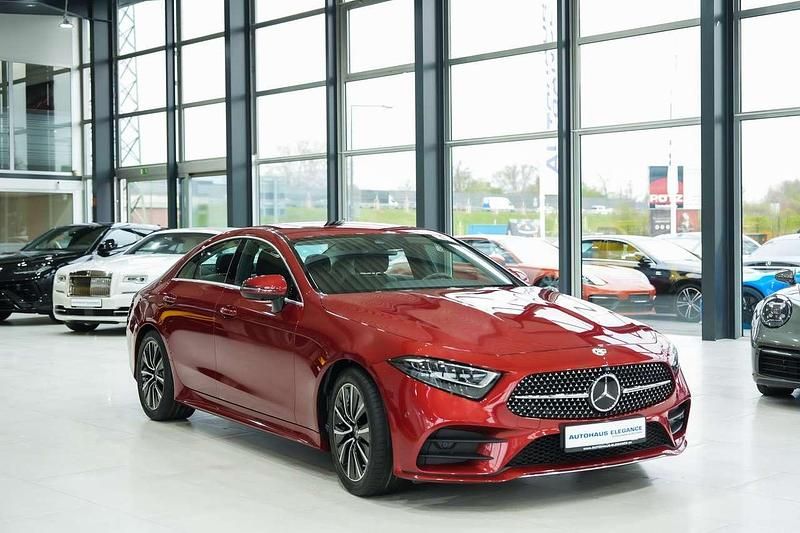 Gebraucht Mercedes CLS220 Avantgarde 194 PS (142 kW) 2022 Hyazinthrot  metalliclack Coupé