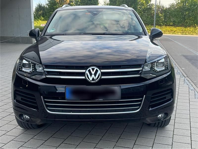 Schwarz Gebraucht 2013 VW Touareg SUV | 12.800 € (Guter Preis) - Bild 1/4