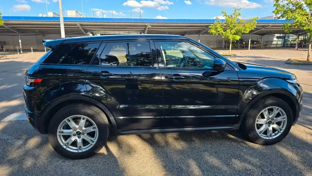 Gebraucht Land Rover Range Rover evoque Dynamic 190 PS (139 kW) 2013 Schwarz SUV