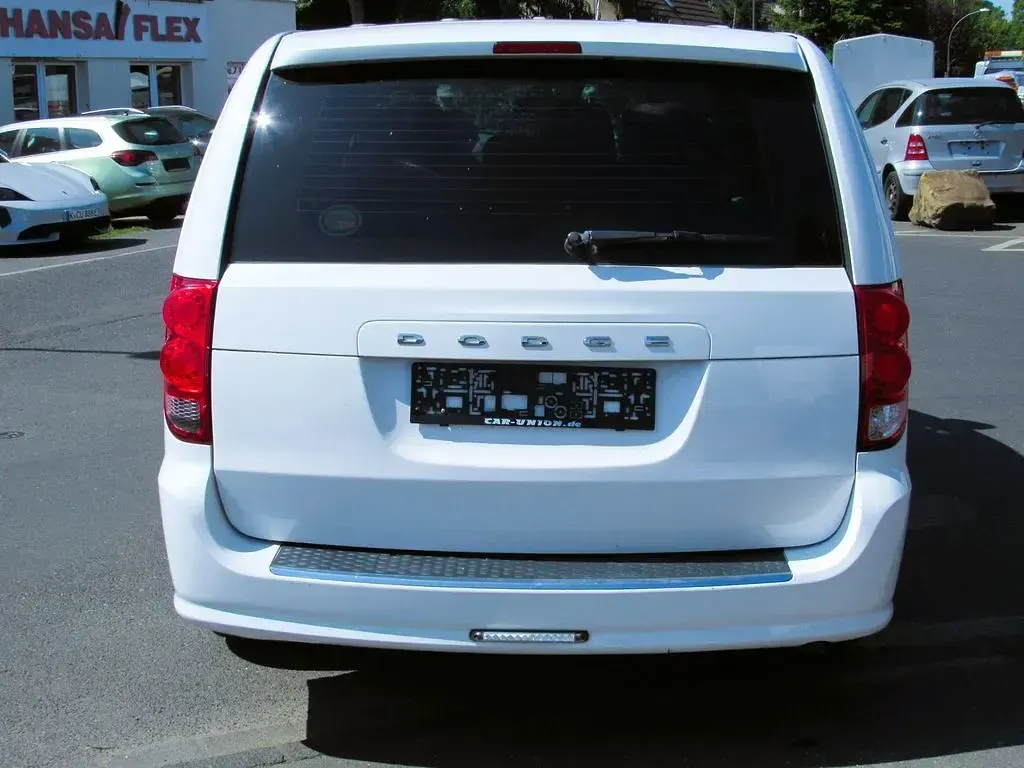 Gebraucht Dodge Grand Caravan 287 PS (211 kW) 2014 Weiß Van / Kleinbus