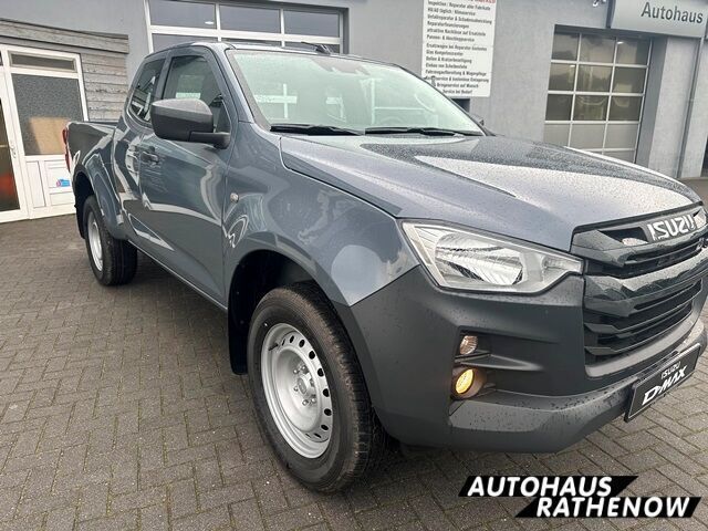 Grau Gebraucht 2023 Isuzu D-Max Abholung | 43.786 € (Etwas zu teuer) - Bild 1/4