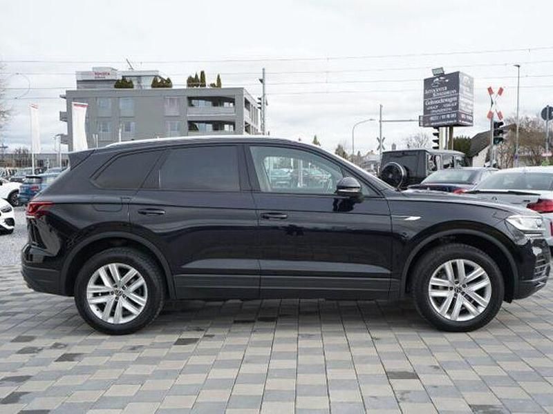 Gebraucht VW Touareg 231 PS (169 kW) 2021 Schwarz SUV