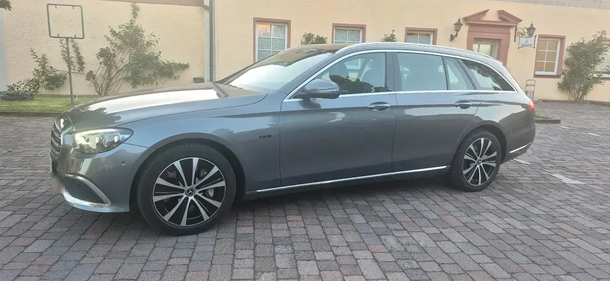 Gebraucht Mercedes E300 Avantgarde 316 PS (232 kW) 2020 Grau Kombi
