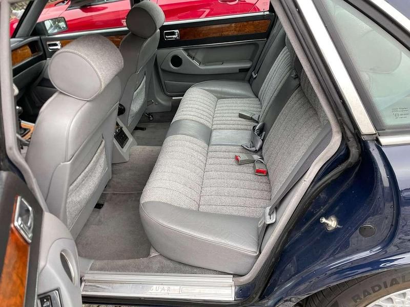 Gebraucht Jaguar XJ 205 PS (150 kW) 1992 Blau Limousine