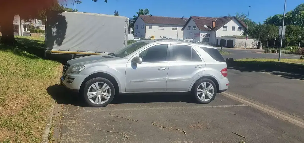 Gebraucht Mercedes ML420 306 PS (225 kW) 2009 SUV
