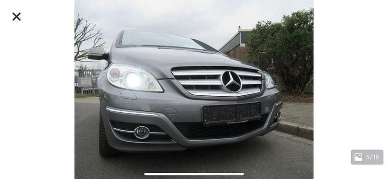 Grau Gebraucht 2010 Mercedes B200 Sport Edition Van / Kleinbus | 6.750 € (Guter Preis) - Bild 1/4