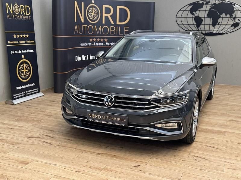 Uranograu Gebraucht 2020 VW Passat Alltrack Kombi | 26.899 € (Fairer Preis) - Bild 1/3
