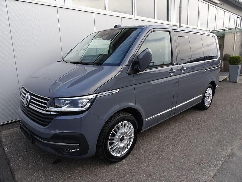 Gebraucht VW Multivan 150 PS (110 kW) 2022 Grau Van / Kleinbus