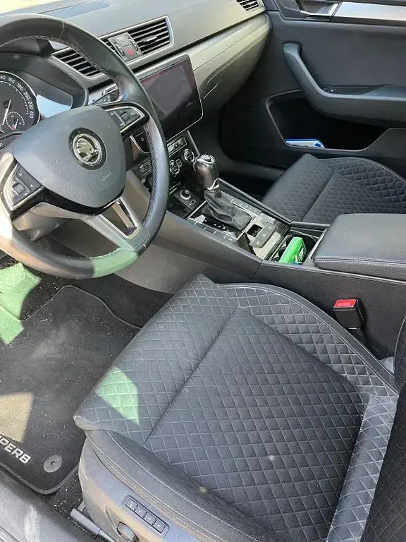 Gebraucht Skoda Superb Active 150 PS (110 kW) 2018 Grau Kombi