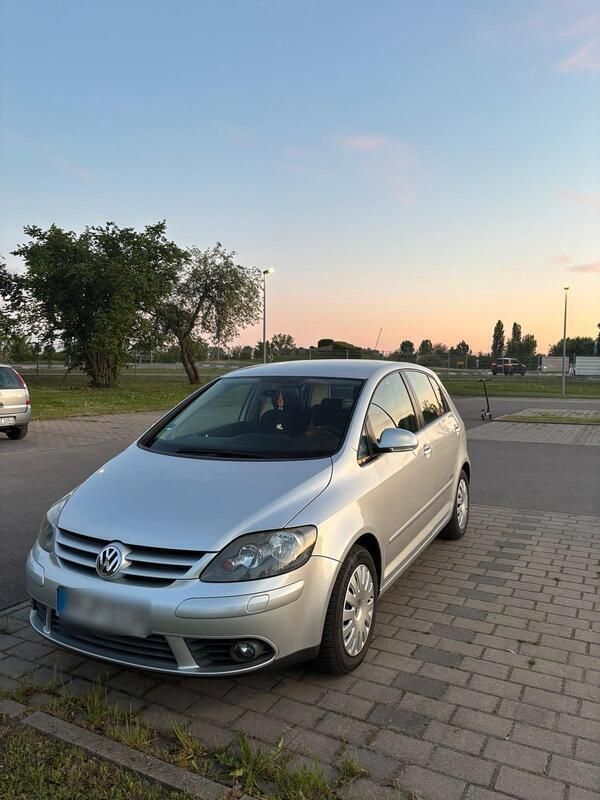 Silber Gebraucht 2008 VW Golf VI Limousine | 3.000 € (Guter Preis) - Bild 1/4