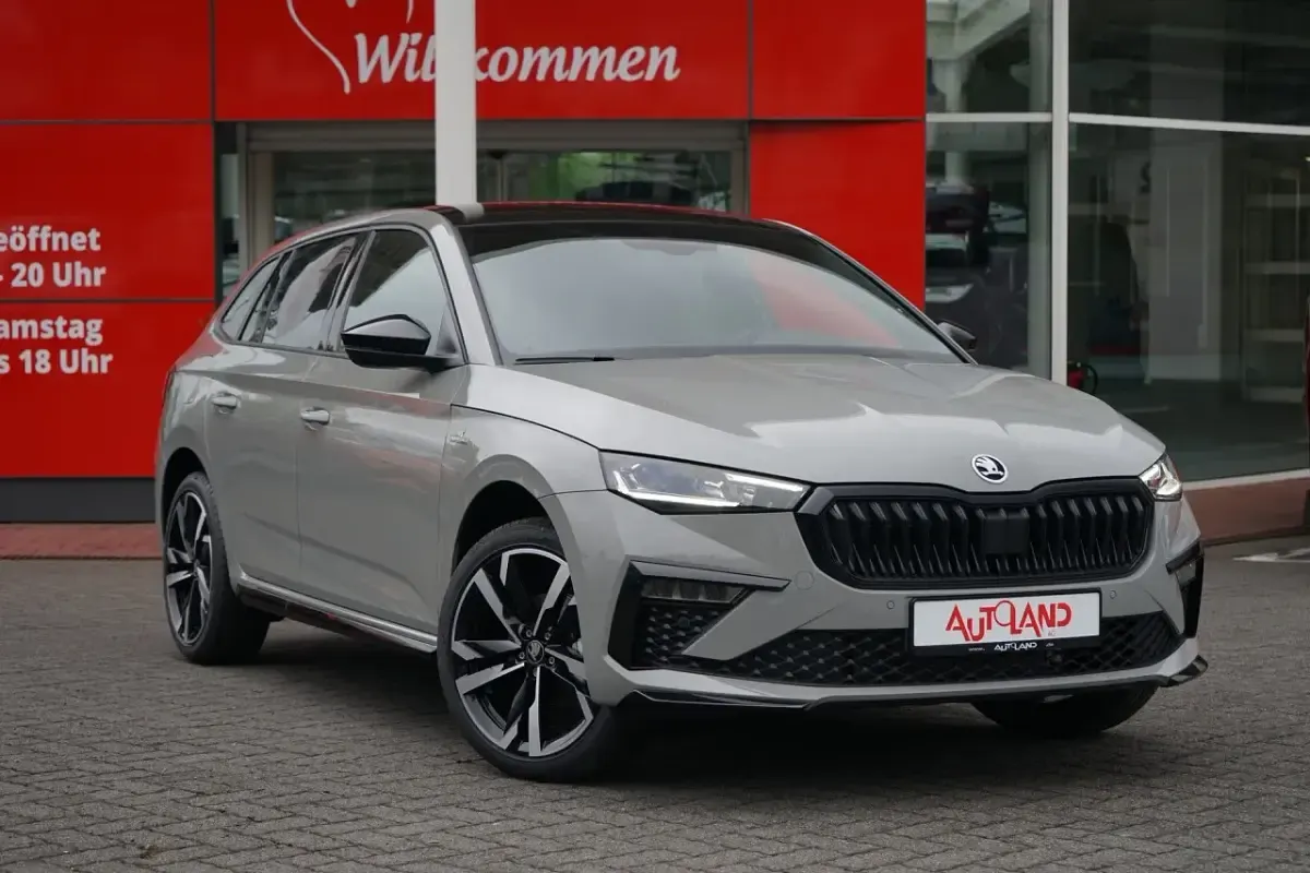 Gebraucht Skoda Scala Monte Carlo 116 PS (85 kW) 2021 Blau Kleinwagen
