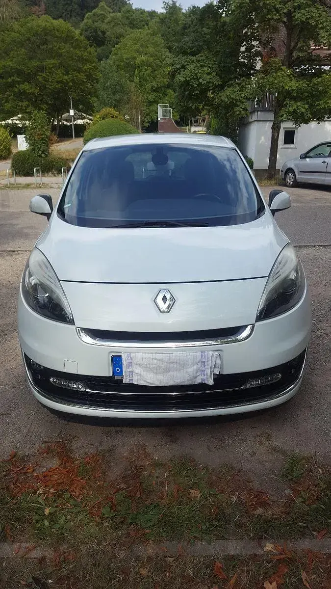 Gebraucht Renault Grand Scénic III 116 PS (85 kW) 2012 Weiß Van / Kleinbus