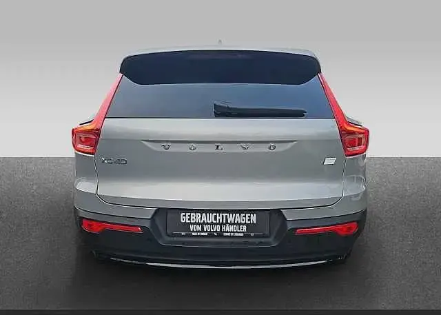 Occasion Volvo XC40 Plus 185 kW (252 ch) 2024 Argent SUV