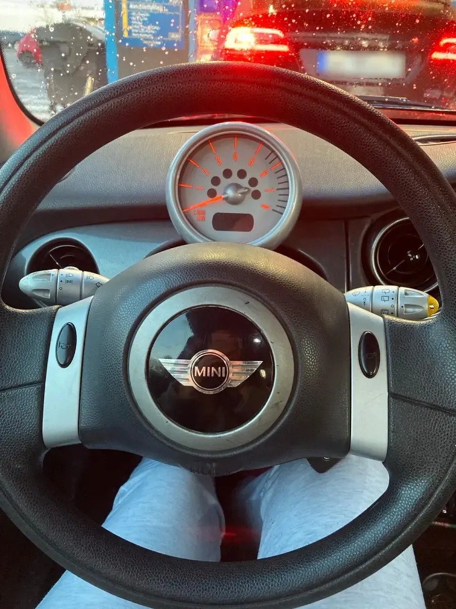 Gebraucht Mini ONE 98 PS (72 kW) 2005 Schwarz Kleinwagen