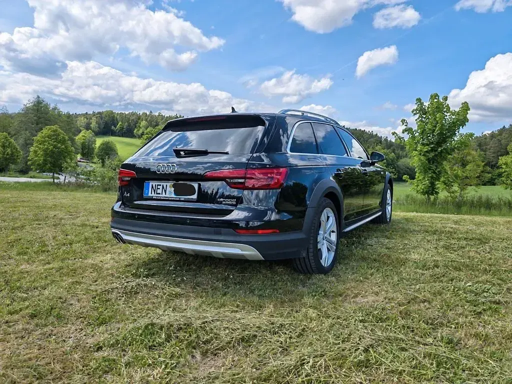 Gebraucht Audi A4 Allroad Ambiente 218 PS (160 kW) 2017 Schwarz Kombi