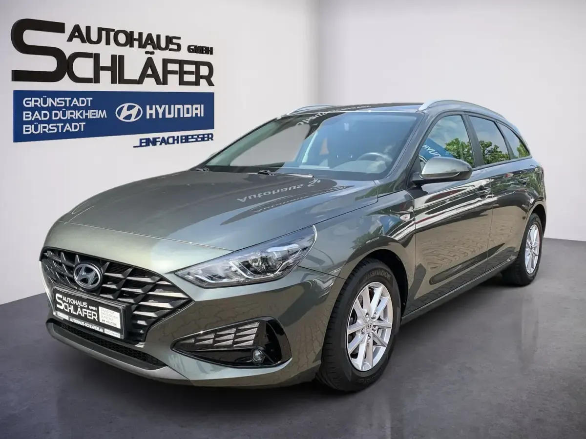 Gebraucht Hyundai i30 Select 120 PS (88 kW) 2021 Kombi