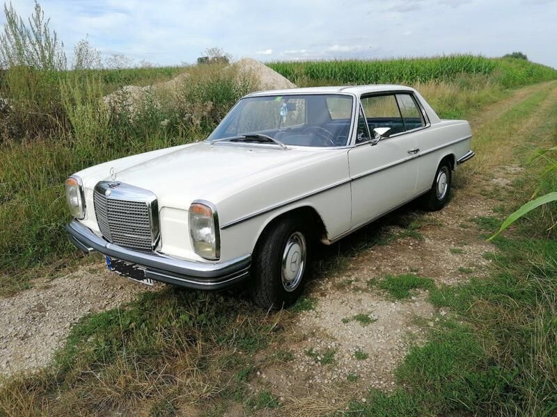 Weiß Gebraucht 1972 Mercedes W114 Coupé | 24.000 € - Bild 1/4