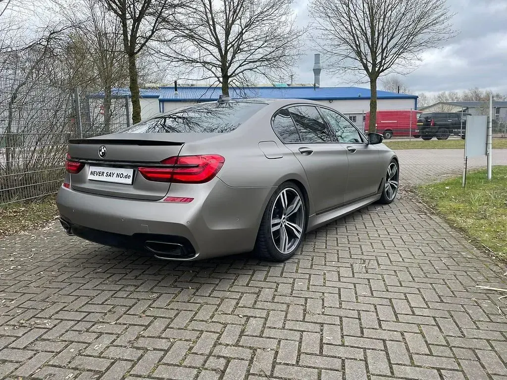 Gebraucht BMW 730 Performance 265 PS (194 kW) 2015 Weiß Limousine