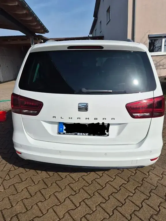 Gebraucht Seat Alhambra Style 150 PS (110 kW) 2019 Weiß Van / Kleinbus