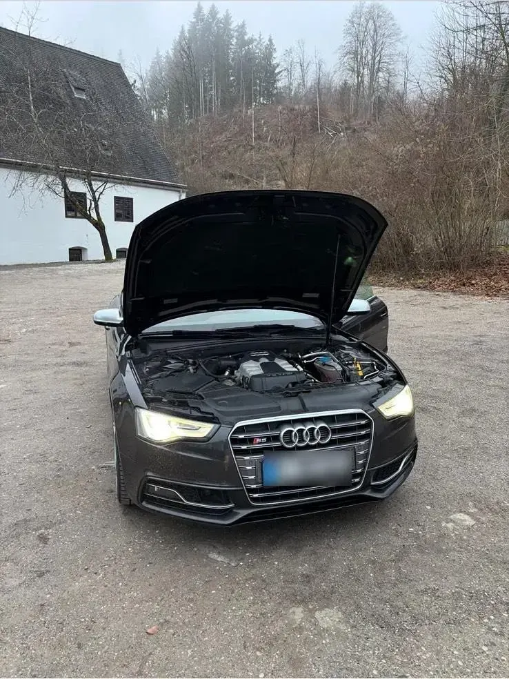Gebraucht Audi S5 Sport 333 PS (244 kW) 2013 Grau Coupé