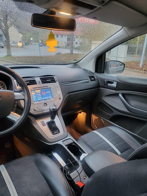 Gebraucht Ford Kuga 140 PS (102 kW) 2011 Schwarz SUV